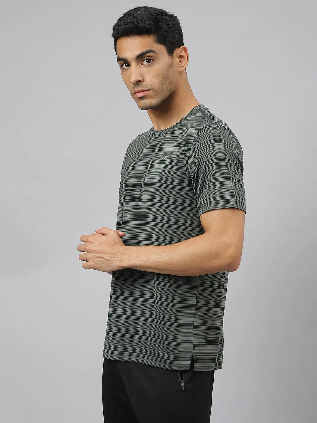 Alcis Men Dark Green Stretch-X Anti-Static Slim-Fit Round Neck Running T-Shirt