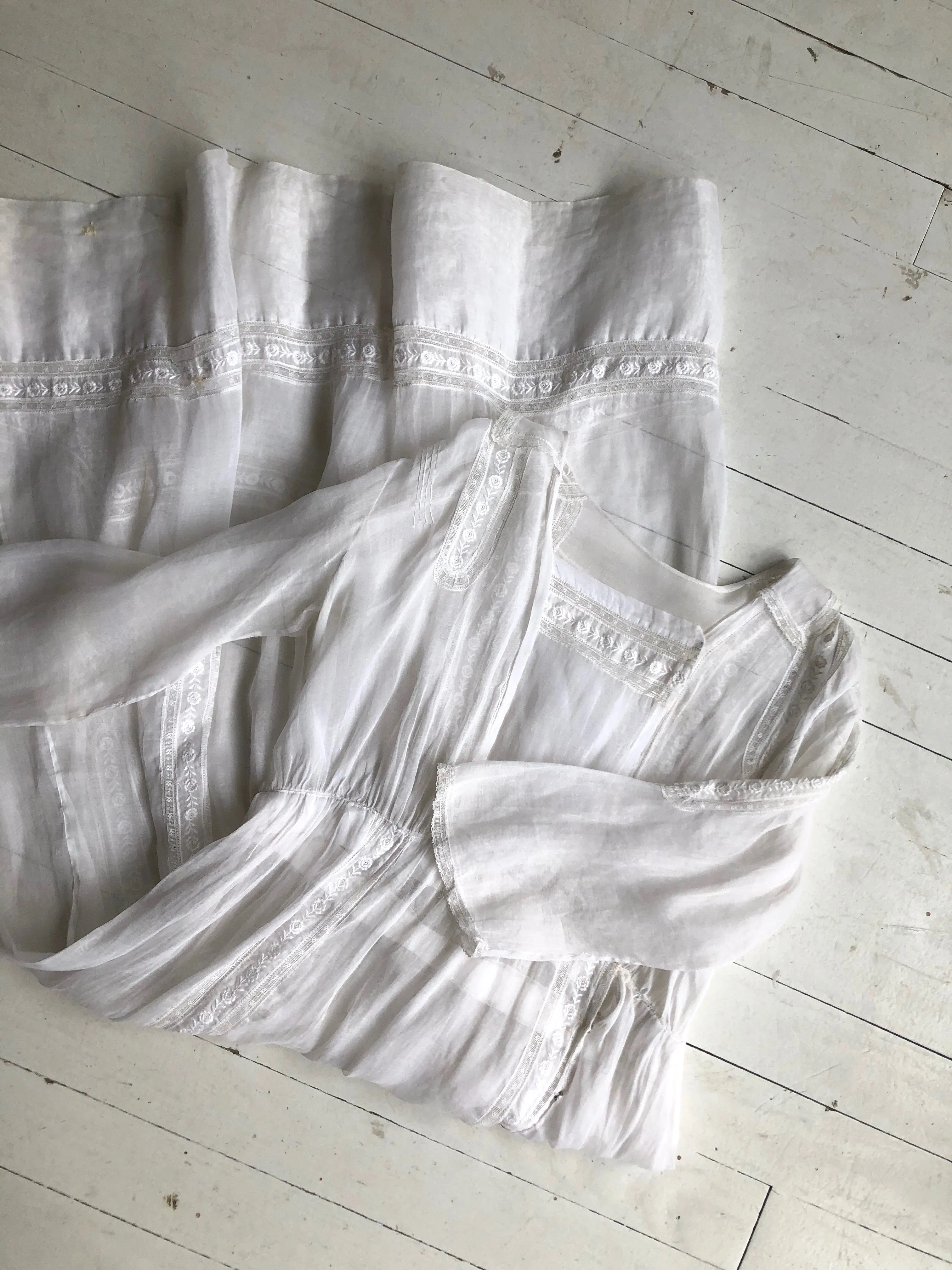 Antique Edwardian Cotton Voile Dress