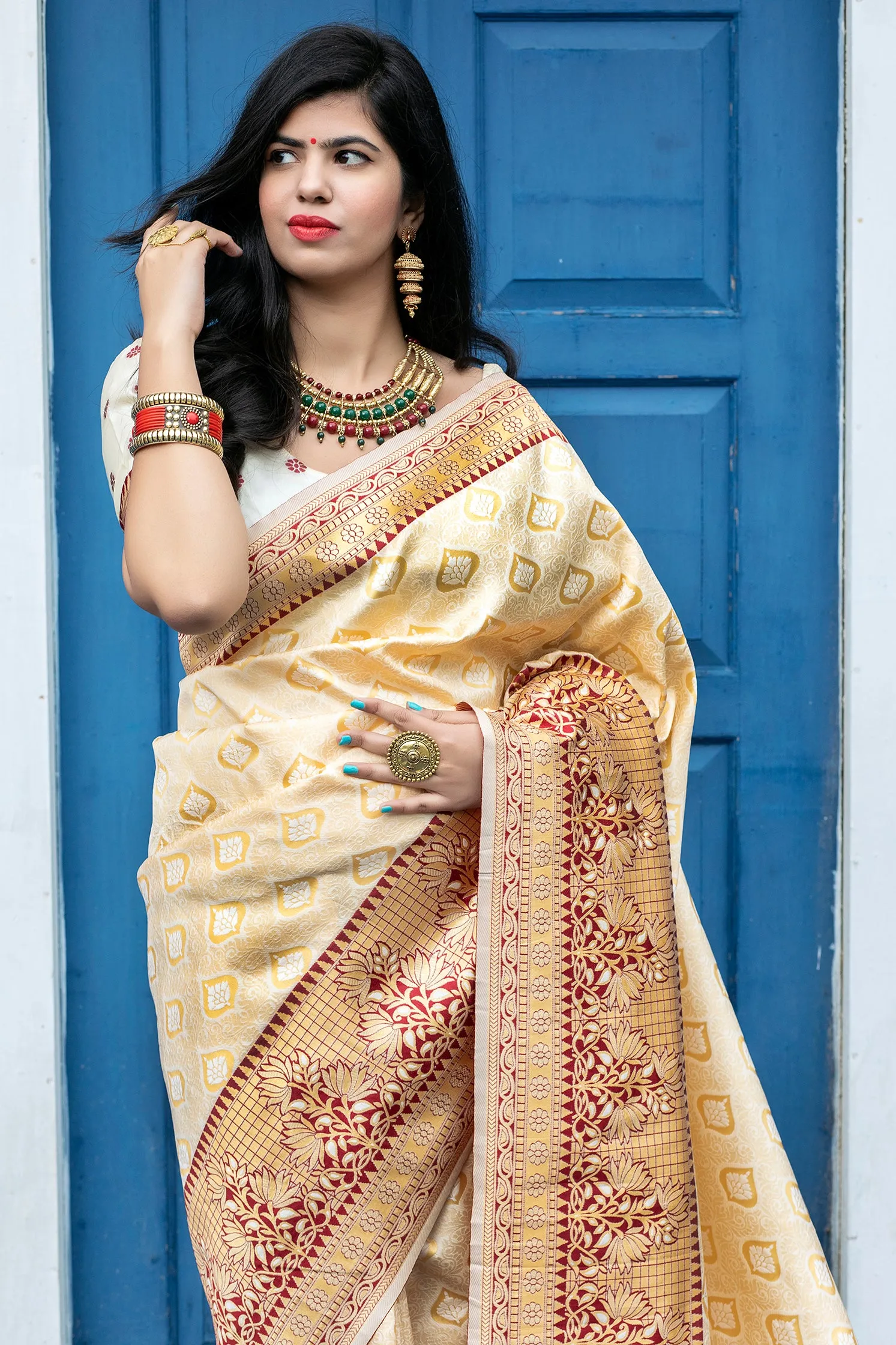 Arresting Off-White Colored Festive Wear Woven Banarasi Silk Saree