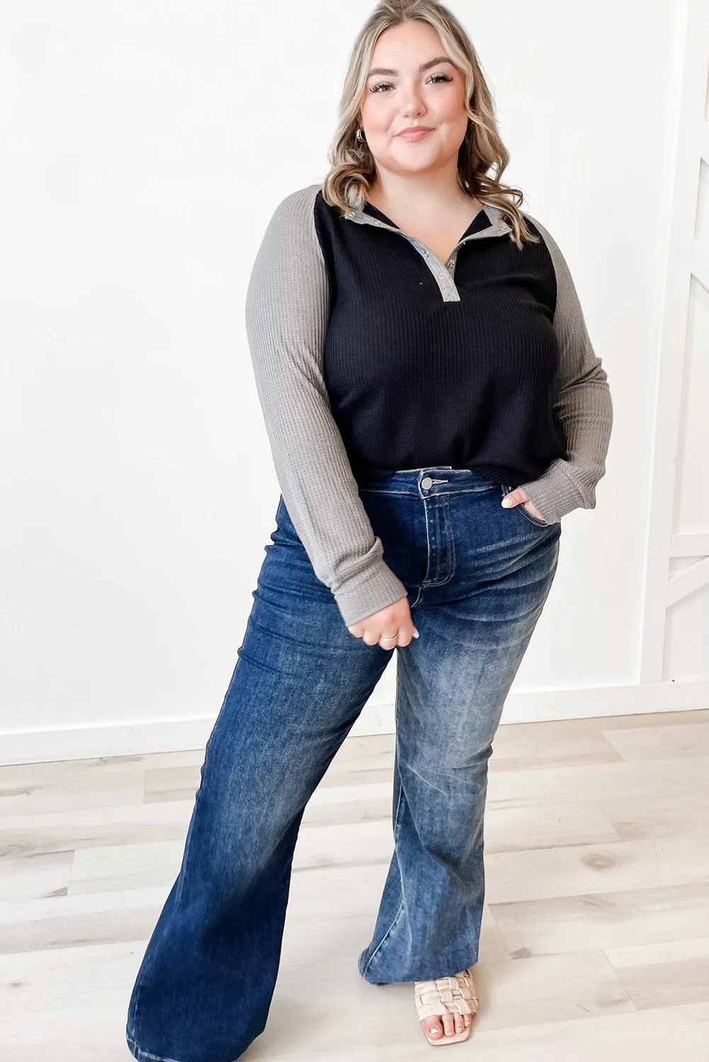 Black Plus Size Contrast Waffle Knit Henley Long Sleeve Top