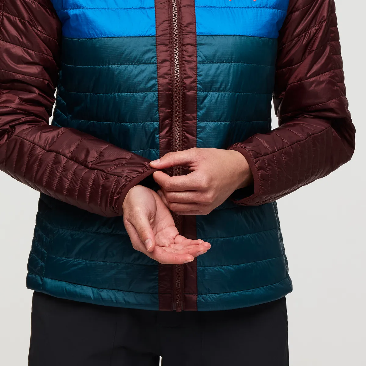 Capa Insulated Hooded Jacket - Women's