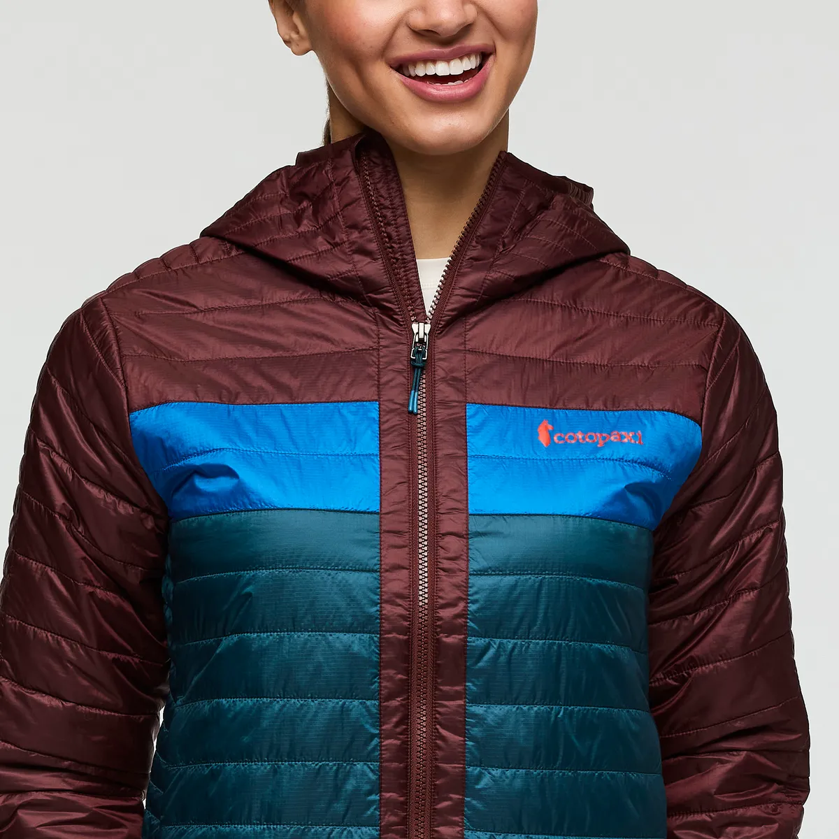 Capa Insulated Hooded Jacket - Women's