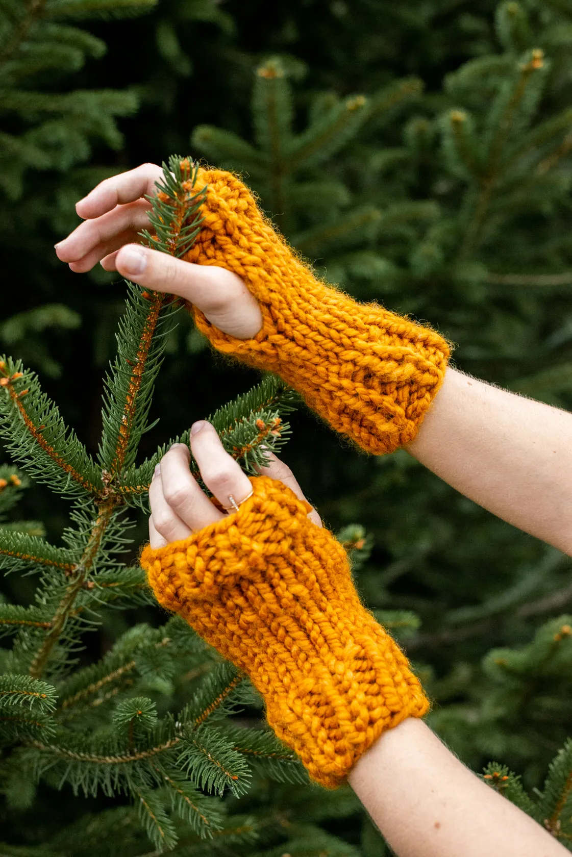 Fingerless Gloves