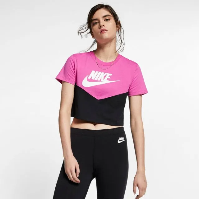 Nike Women&#39;s Lifestyle Ar2513-013 W Nsw Hrtg Top Ss Su19 T-Shirt