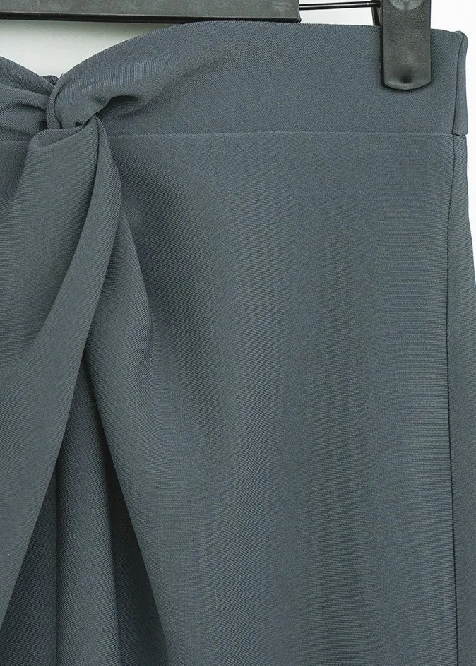 PLEATED SLIM SLIT SKIRT