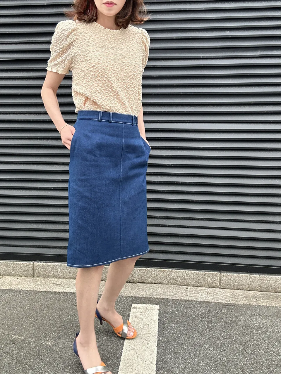 Retro Blue Denim Ruffled Back Knee Length Fitted Skirt