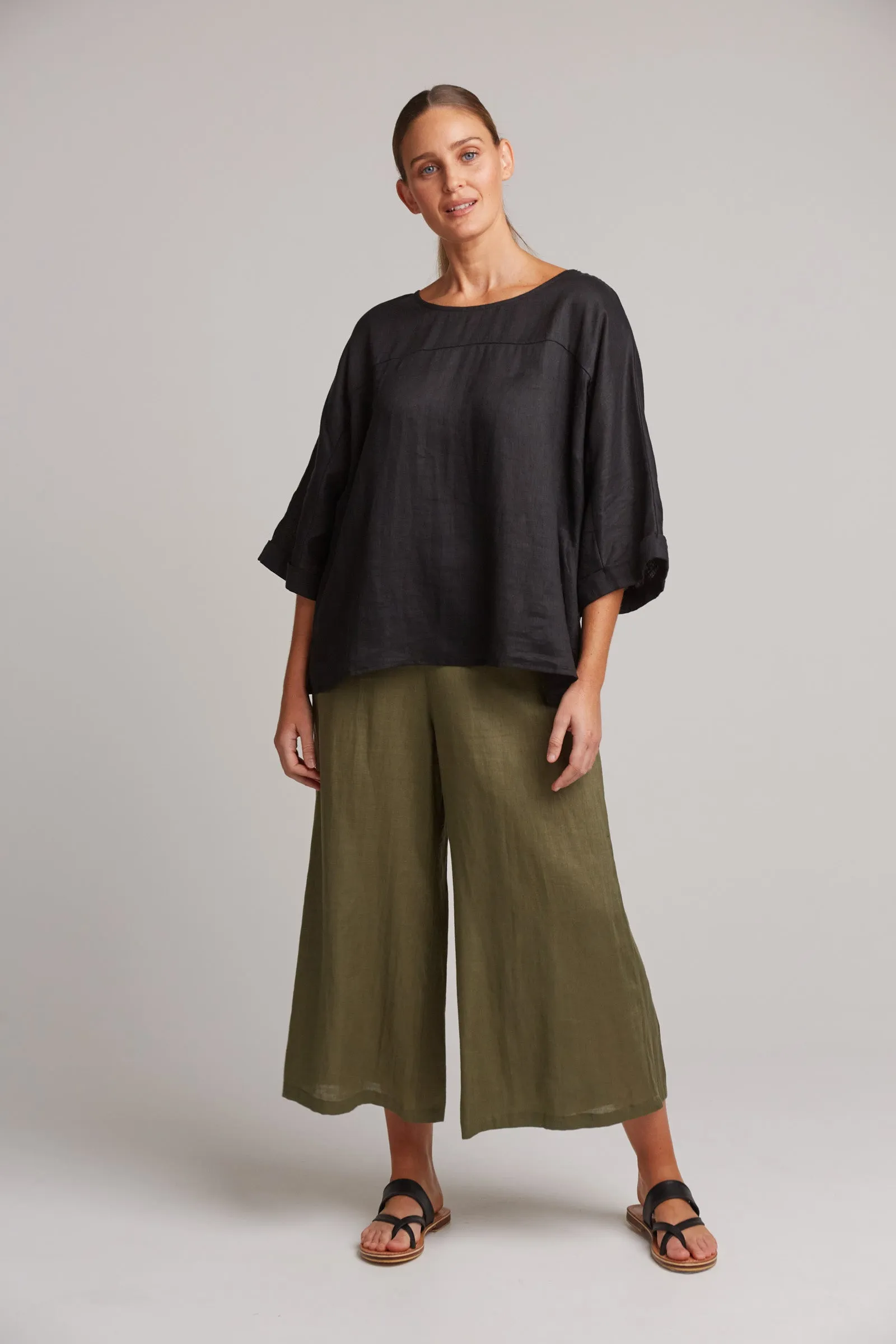 Studio Linen Relaxed Top - Black